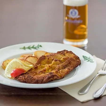 & Brauerei-gasthof Neuwirt Ξενοδοχείο 2*