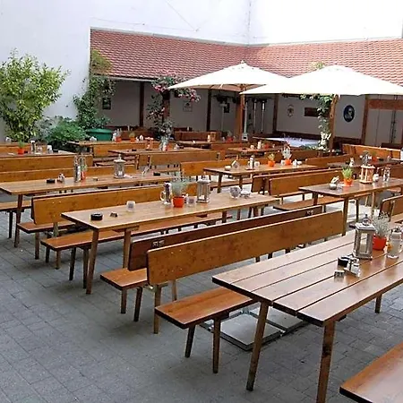 & Brauerei-gasthof Neuwirt 2*
